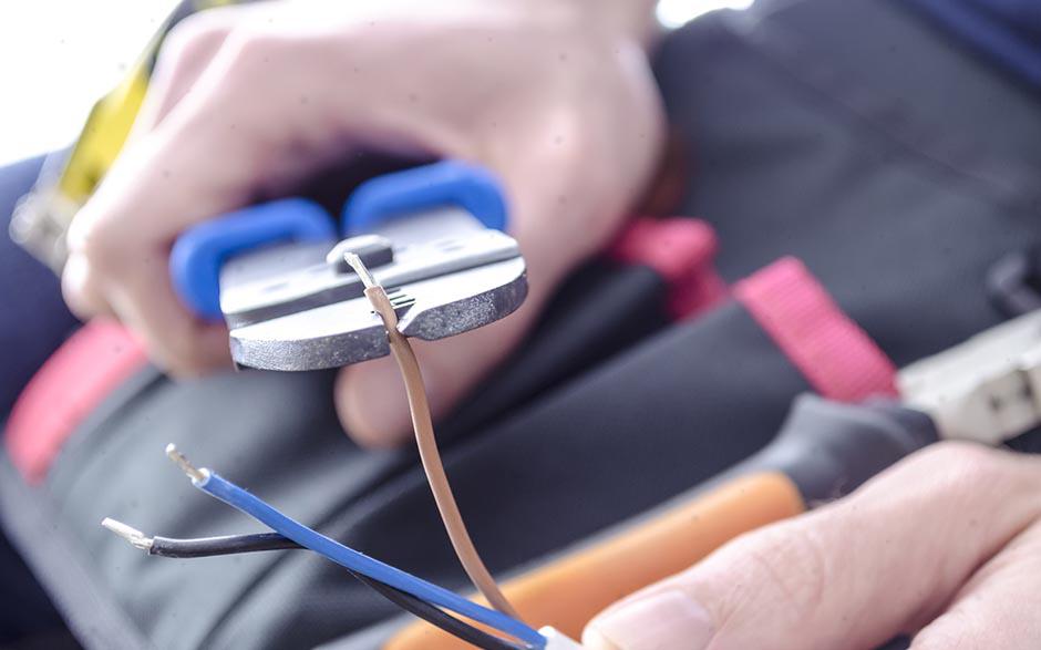 je recherche un électricien Ris-Orangis